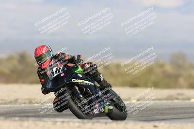 media/Dec-07-2025-CVMA (Sun) [[3e7d2de5dc]]/Race 8-Middleweight Shootout/